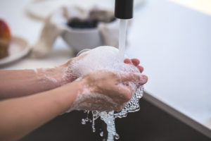 washing hands dishwashing